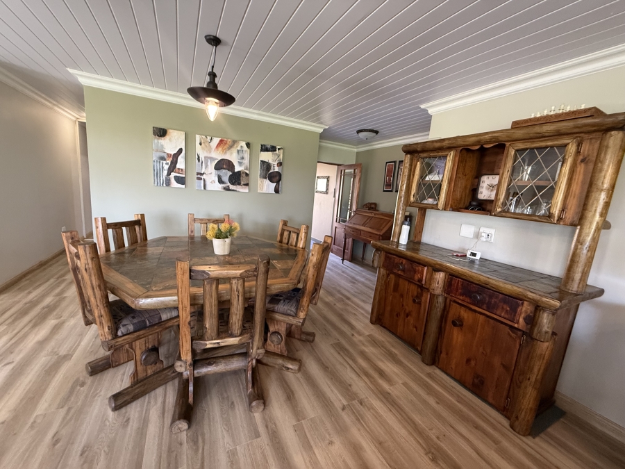 4 Bedroom Property for Sale in Monte Christo Western Cape